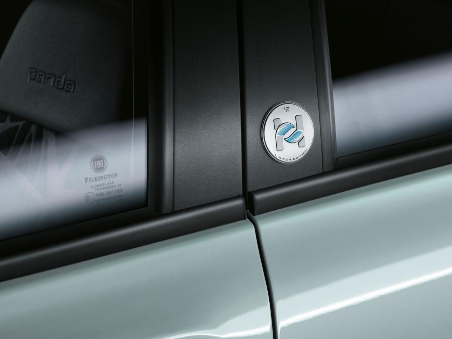 Детали экстерьера Fiat Panda City Cross Hybrid Launch Edition (319) 2020 года  (фото 12 из 112)